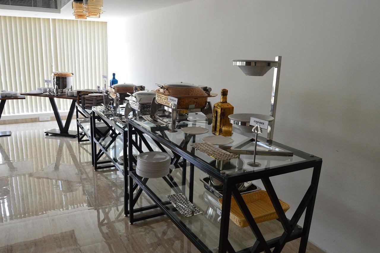 Vivid A Boutique Hotel Tiruchirappalli Екстериор снимка