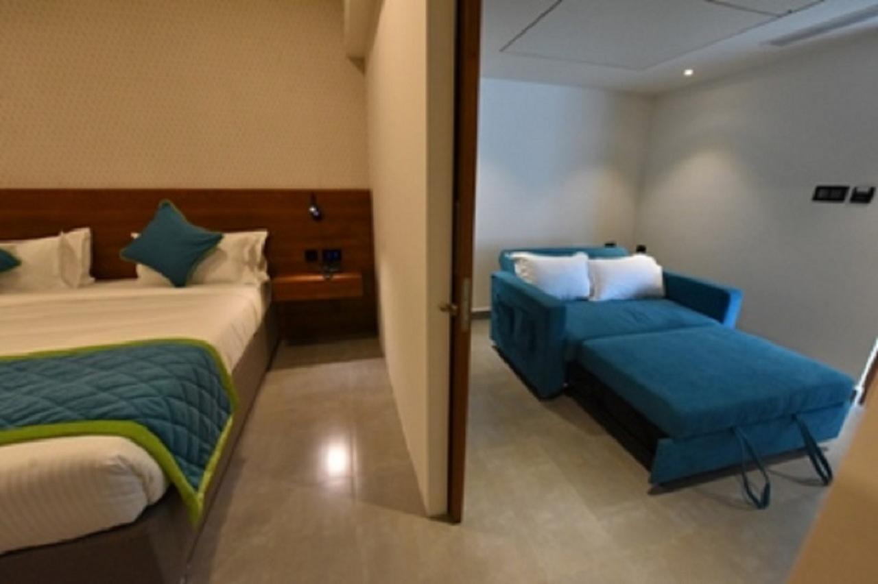 Vivid A Boutique Hotel Tiruchirappalli Екстериор снимка