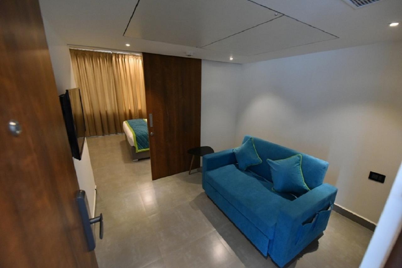 Vivid A Boutique Hotel Tiruchirappalli Екстериор снимка