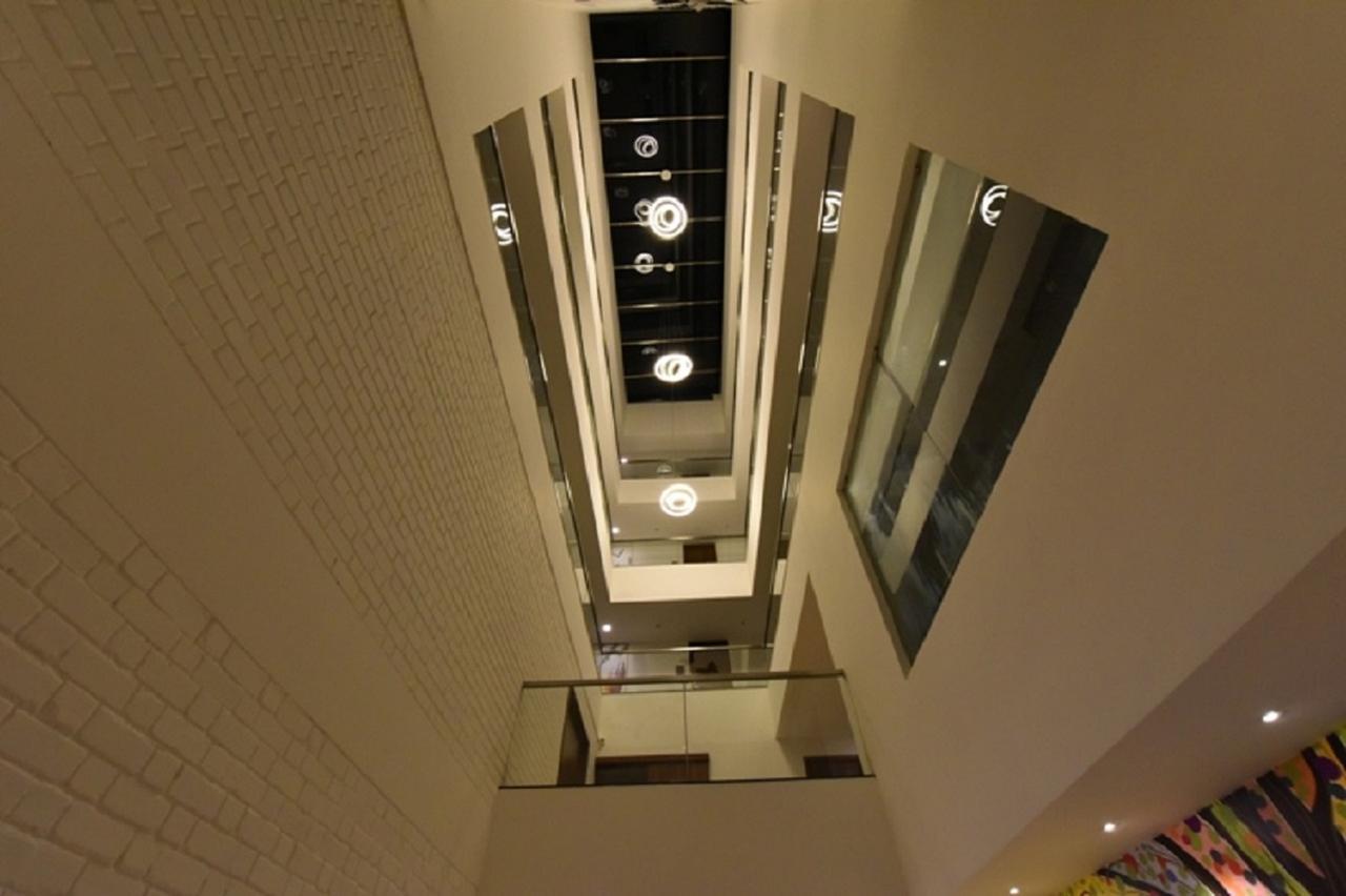 Vivid A Boutique Hotel Tiruchirappalli Екстериор снимка