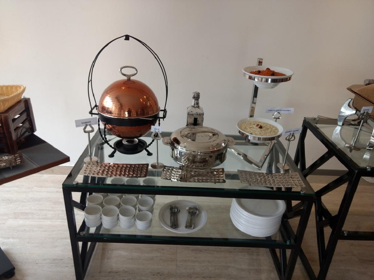 Vivid A Boutique Hotel Tiruchirappalli Екстериор снимка