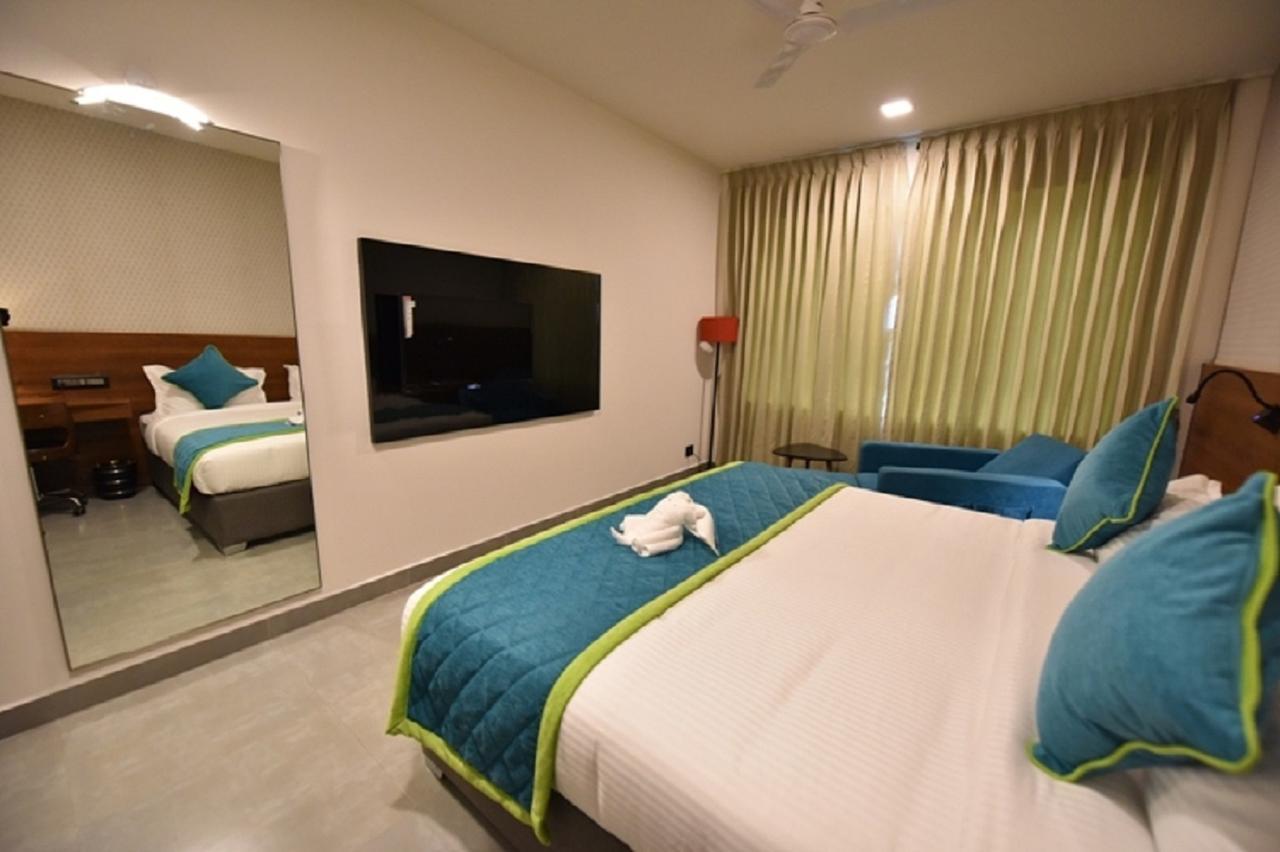 Vivid A Boutique Hotel Tiruchirappalli Екстериор снимка